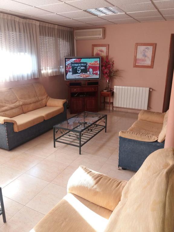 Hostal Jose Luis Брунете Екстер'єр фото